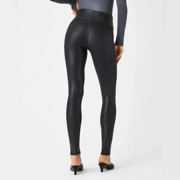 Spanx Faux leather legging 🆕 “Regular” size - Picture 6 of 7